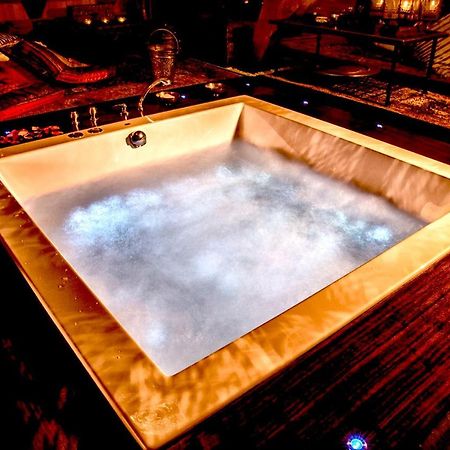 Bijou Hotel / Love And Romance Kallnach Luaran gambar