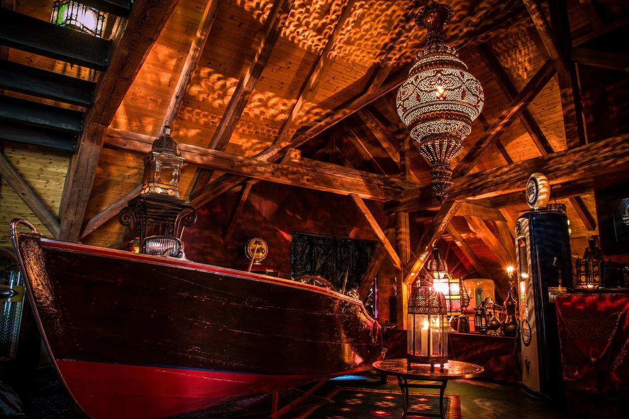 Bijou Hotel / Love And Romance Kallnach Luaran gambar